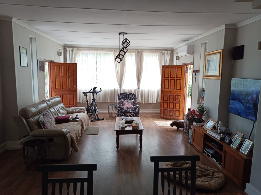 3 Bedroom Property for Sale in West Bank Western Cape